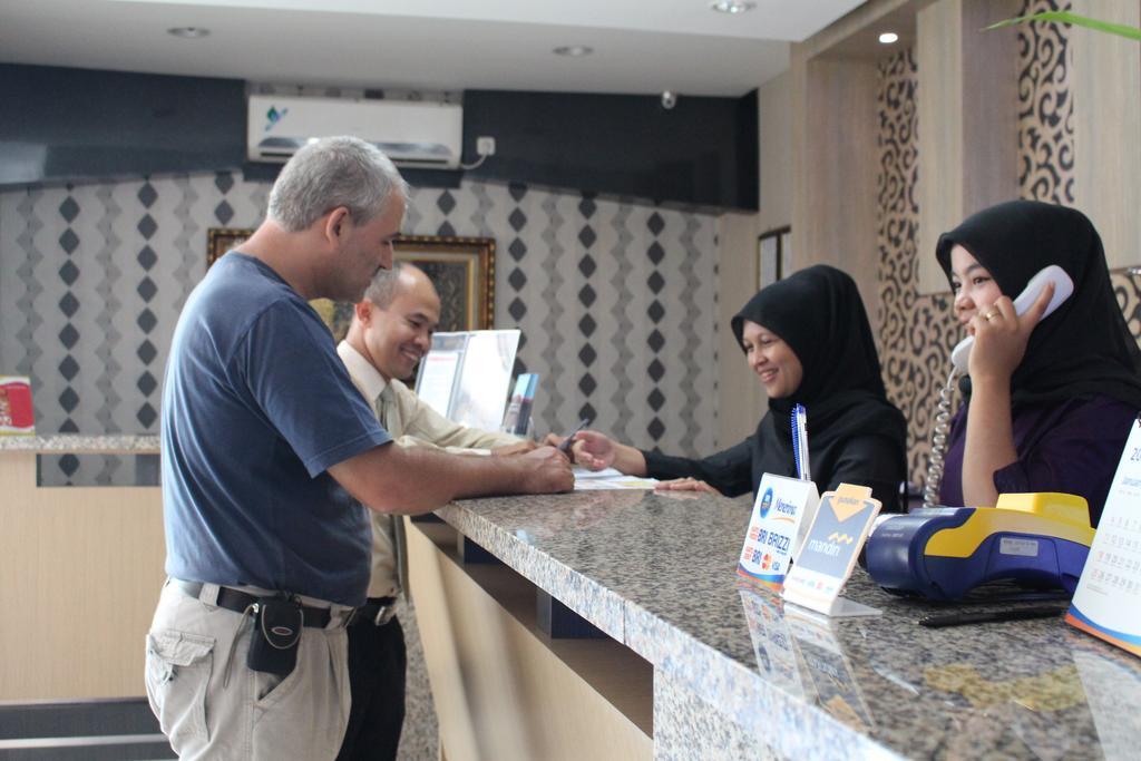 Sei Hotel Banda Aceh Bilik gambar